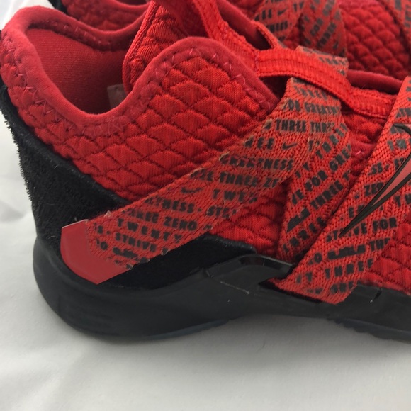 Nike Lebron 12 Soldiers, Size 13C Little Boys, EUC - Picture 5 of 8